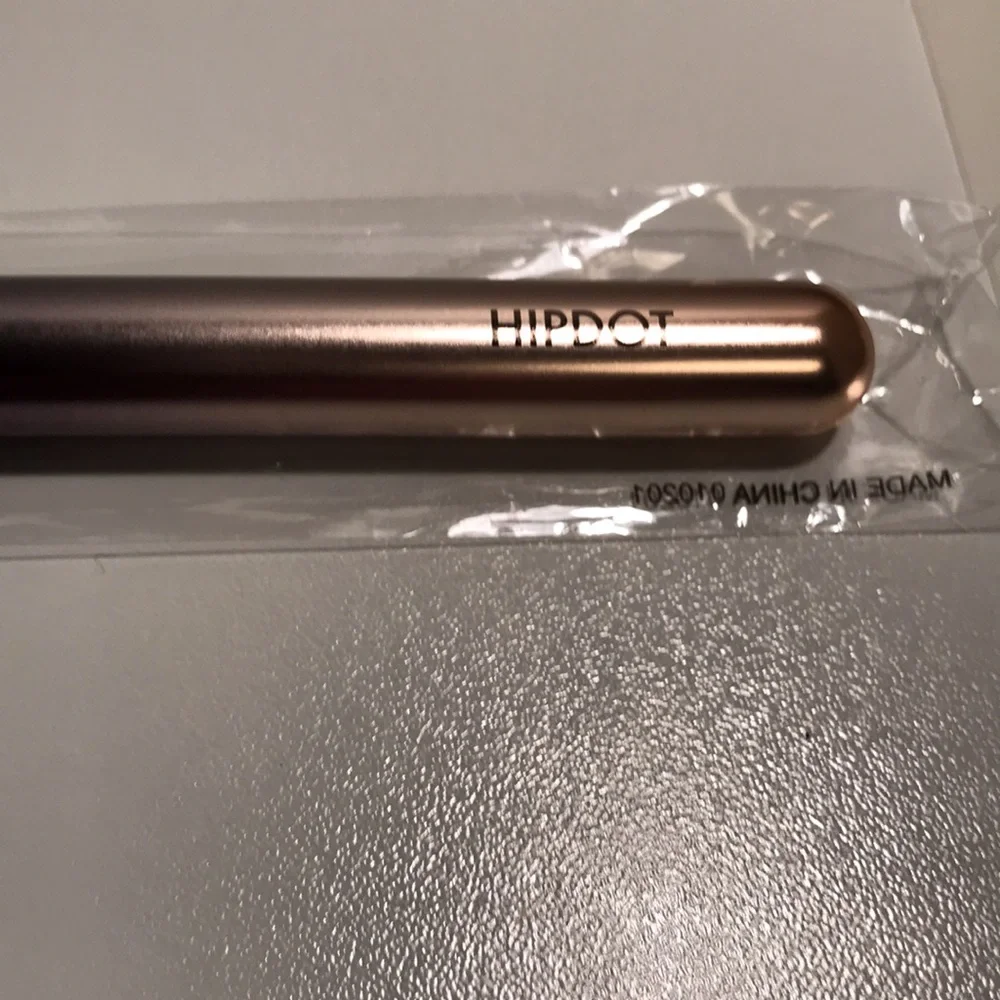 HIPDOT CONTOUR BRUSH NEW